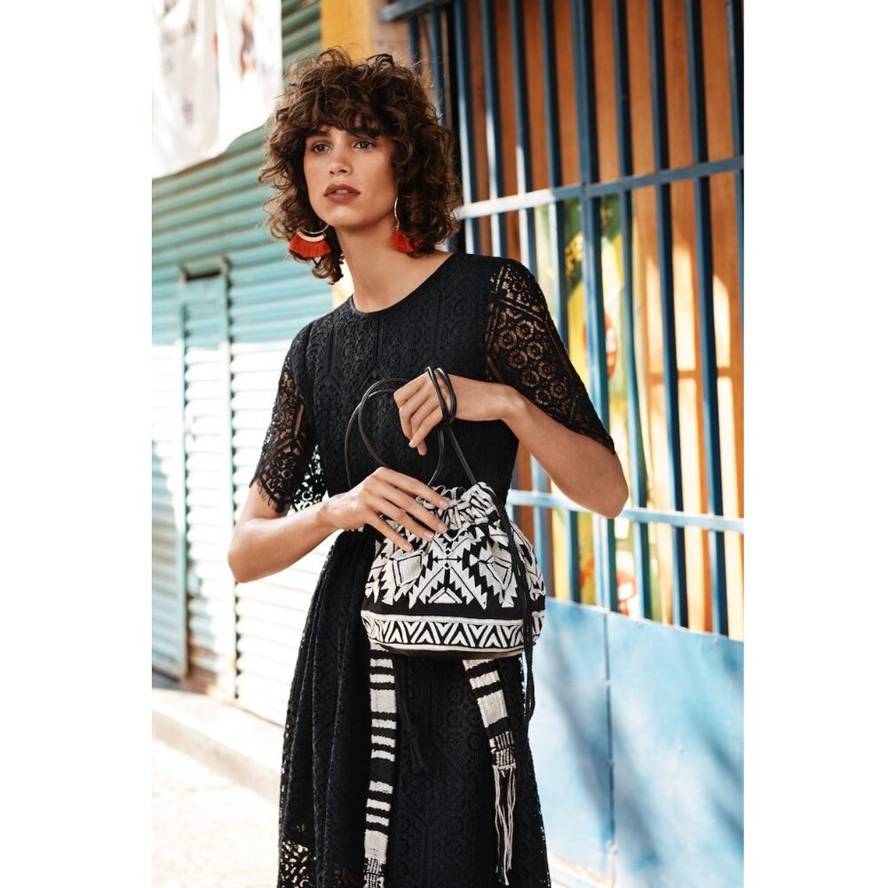 H&M black lace midi dress - 6